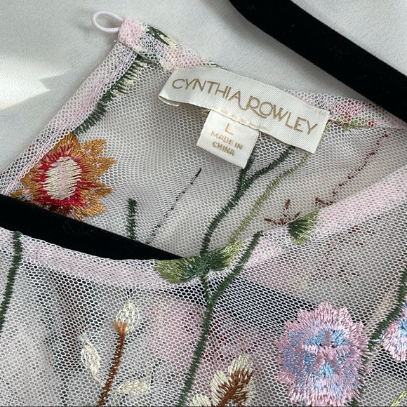 Cynthia Rowley Embroidered Floral Top - Picture 5 of 5